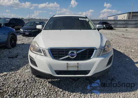 2012 Volvo Xc60 3.2 z USA, uszkodzony, nr VIN YV4952DL9C2311327